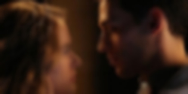 O dizide ecdada ağır hakaret!