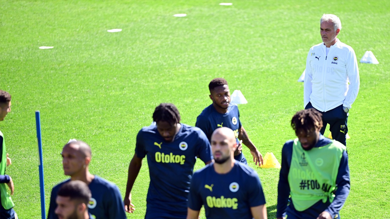 Müjde gibi verdiler: Bombayı patlattılar: Jose Mourinho pişmanlığı!