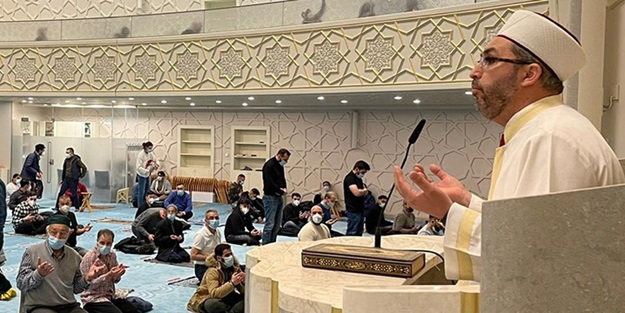 Mukabele geleneğini devam ettirenlere belge verildi