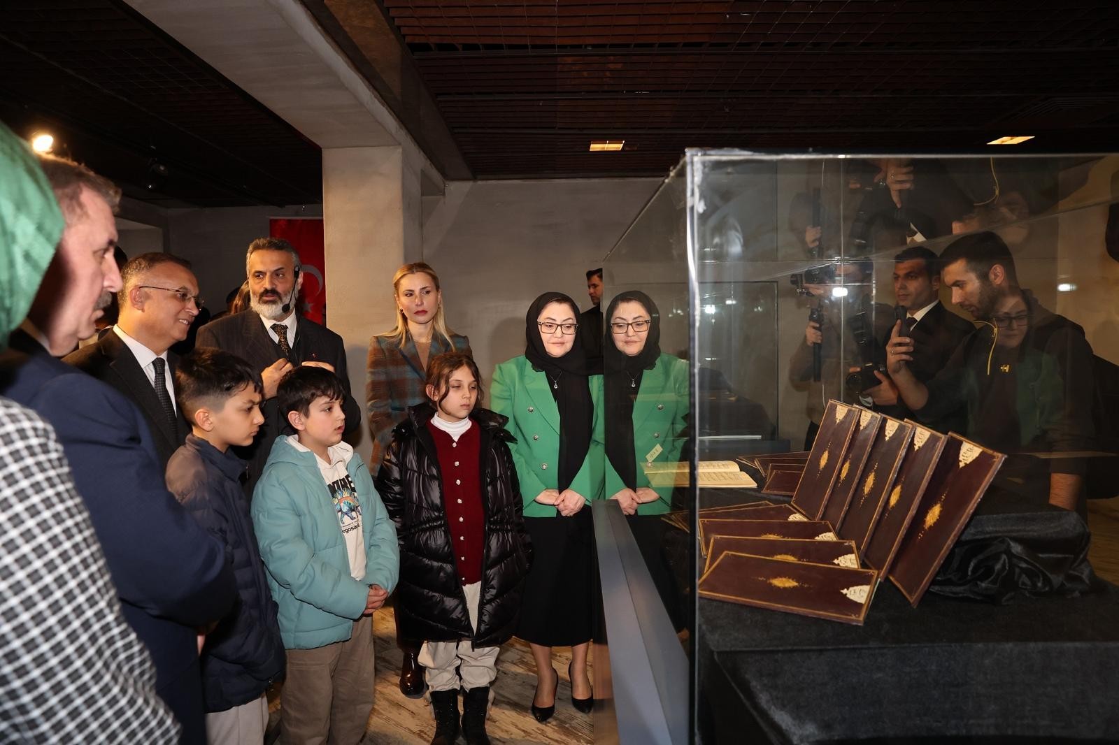 Mukaddes Eserler II: Haremeyn hatıraları kutsal yolculuğun izleri sergisi açıldı