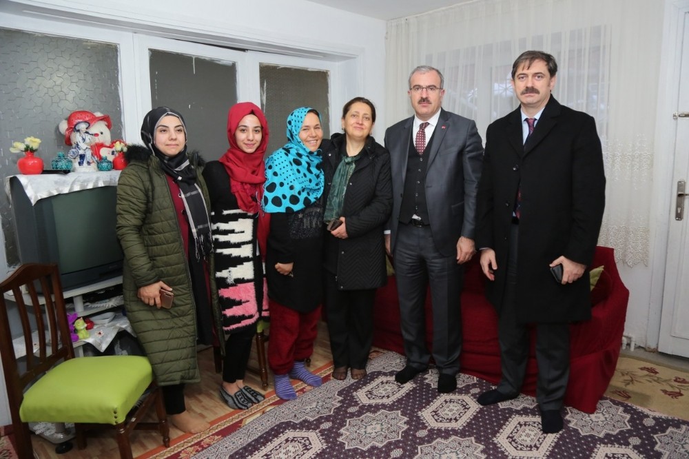 Mülteci ailelere ziyaret 