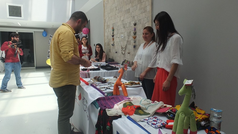 Mültecilerin yaşam azmi sahneye taşındı 