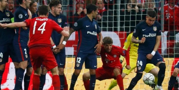 Münih'te tarihi gece