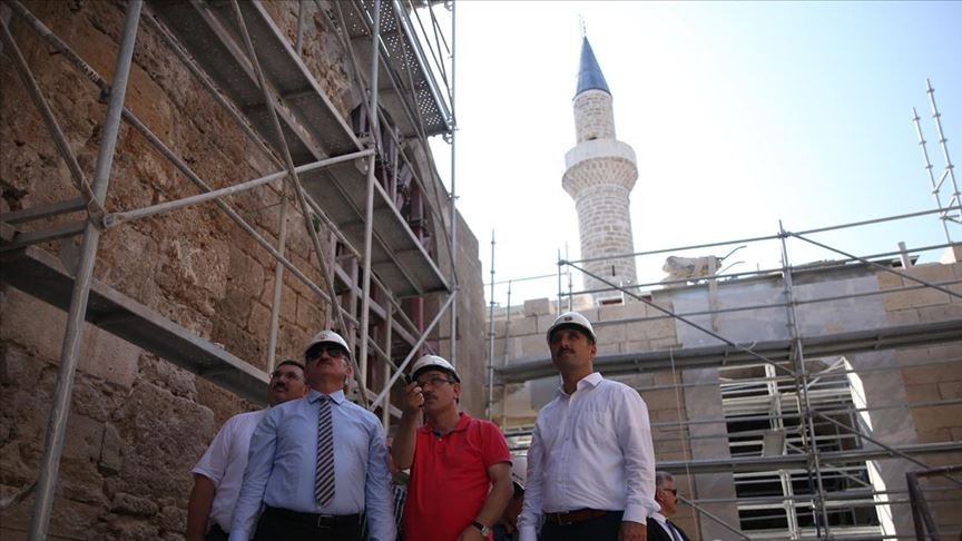 Münir Karaloğlu: Korkut Camisi restore edilmeseydi yağmur ve fırtınada çökerdi