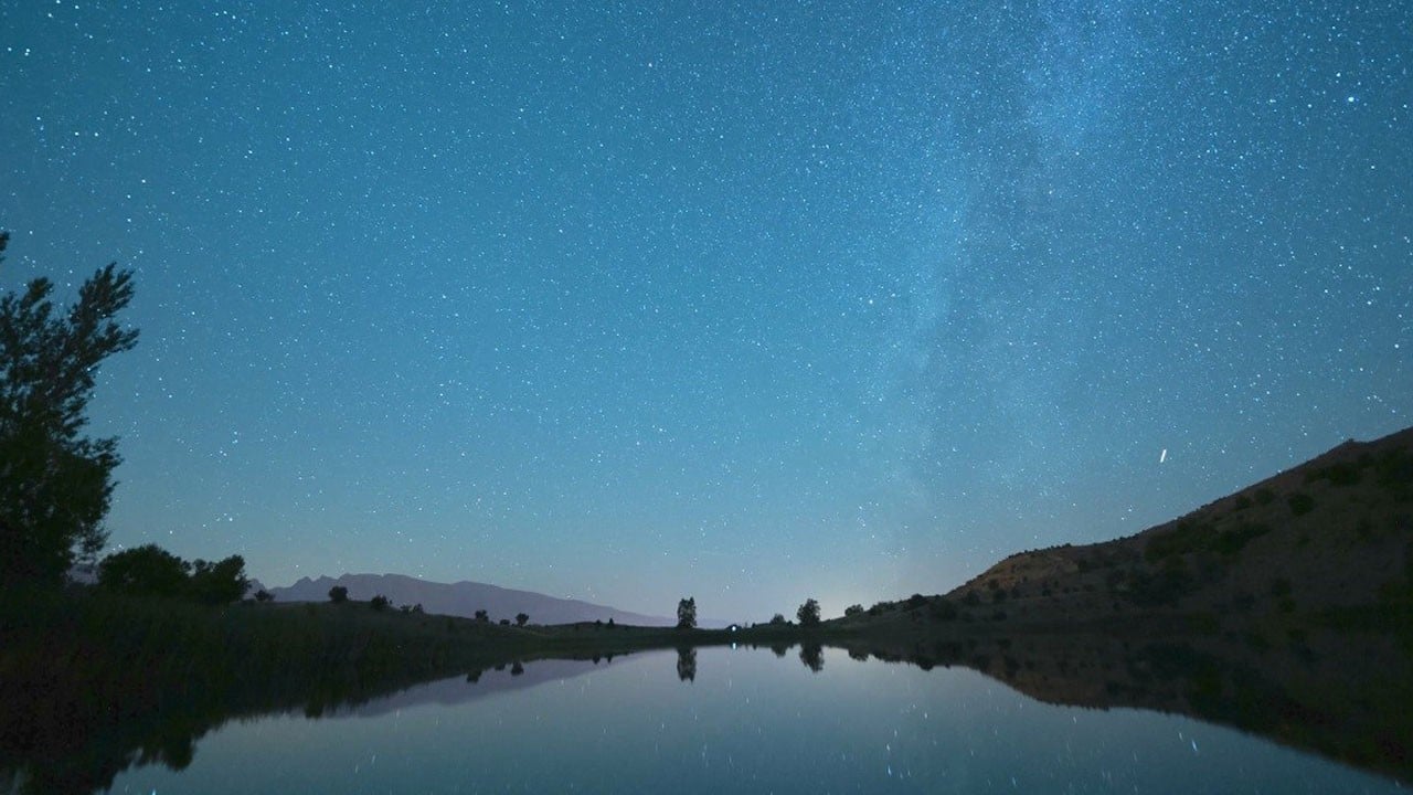 Munzur Dağları’nın üzerinde yıldızlar adeta dans etti!