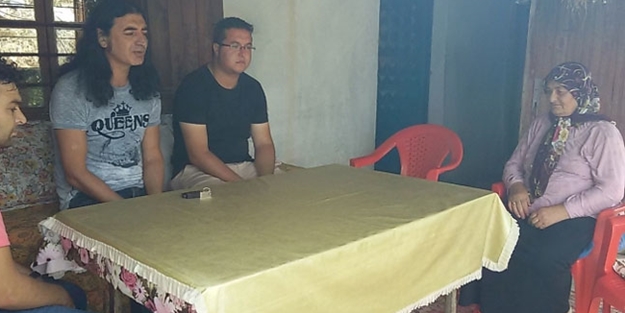 Ünlü sanatçıdan şehit ailesine ziyaret