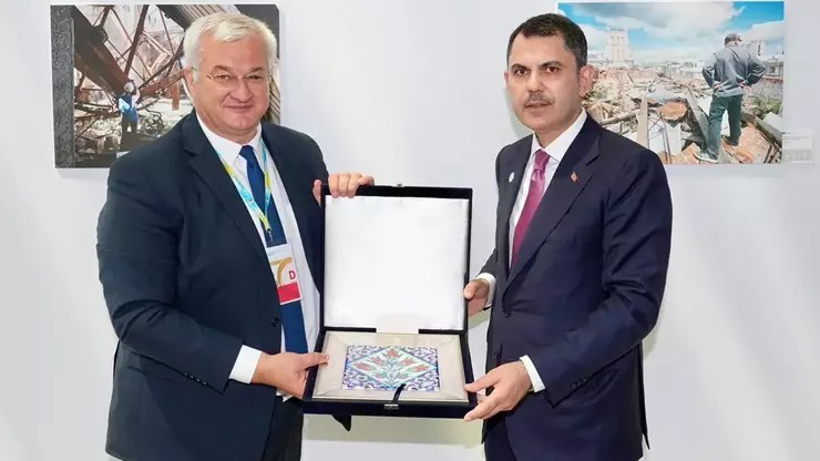 Murat Kurum, Ukraynalı Bakan Sybiha ile görüştü