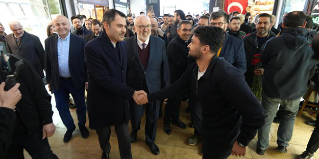 Murat Kurum'a Kapalıçarşı'da yoğun ilgi! Esnafa otopark sözü verdi