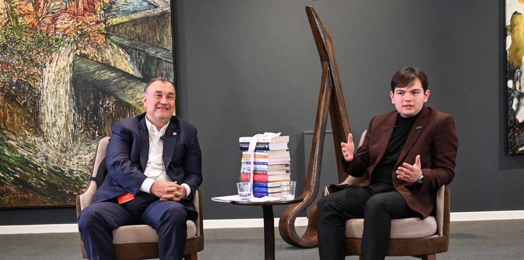 Murat Ülker, MÜSİAD üyesi gençlerle tecrübelerini paylaştı