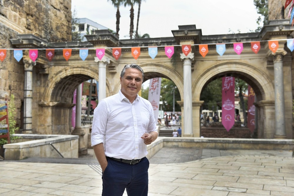 Muratpaşa Üç Kapılar’la EMİTT’te 
