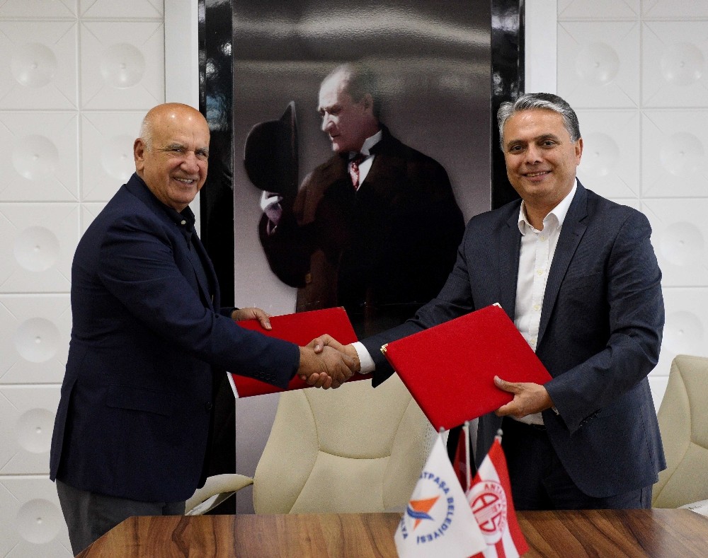 Muratpaşa ve Antalyaspor arasında işbirliği protokolü 