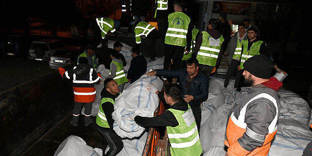 Muratpaşa’dan Malatya’ya 50 çadır