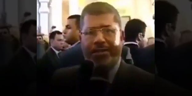 Mursi'nin bayram tebriği görüntüleri gözleri yaşarttı