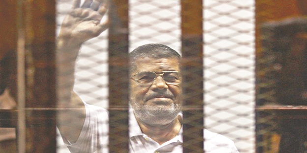 Mursi’ye ziyaret yasağı!