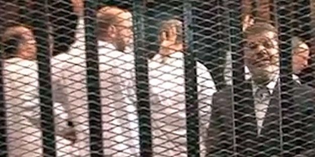 Mursi'yi Kahire'ye götüremediler