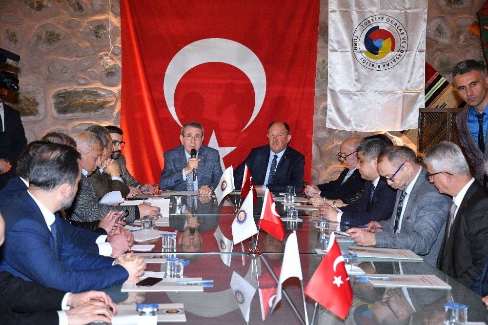 Murzioğlu: “İlk gündem maddesi ekonomi olmalı” 