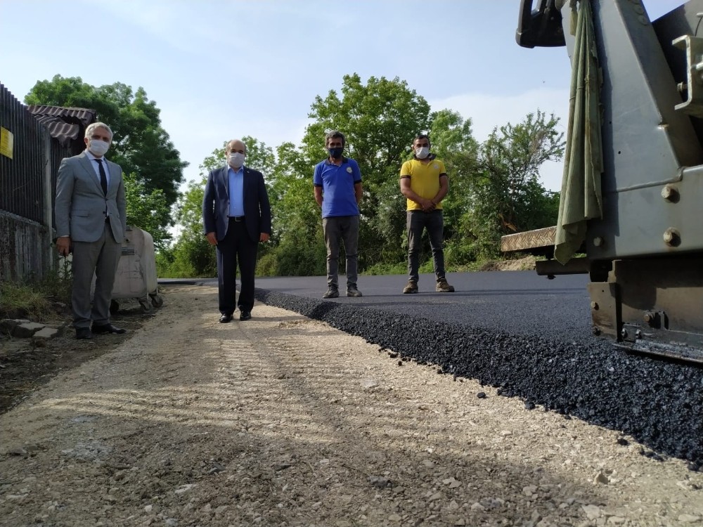 Musababa köyünde ki asfaltlama çalışmaları sürüyor 