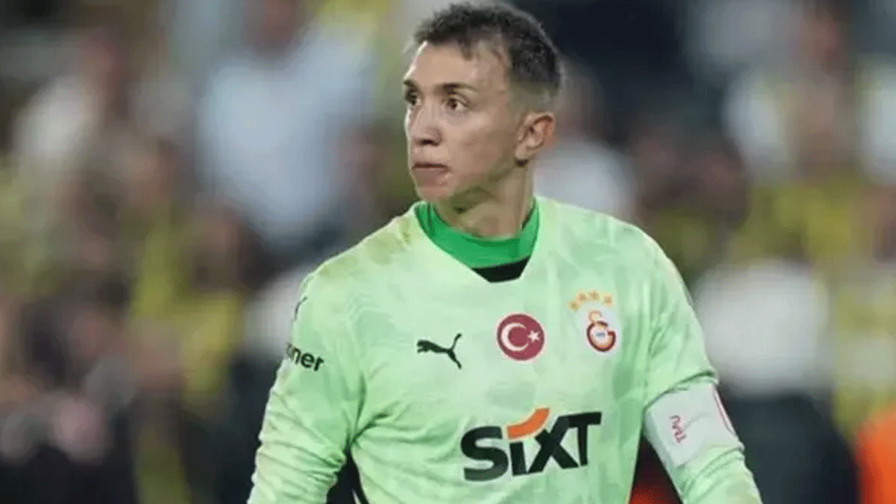 Muslera'nın yerine eski Fenerbahçeli geliyor!