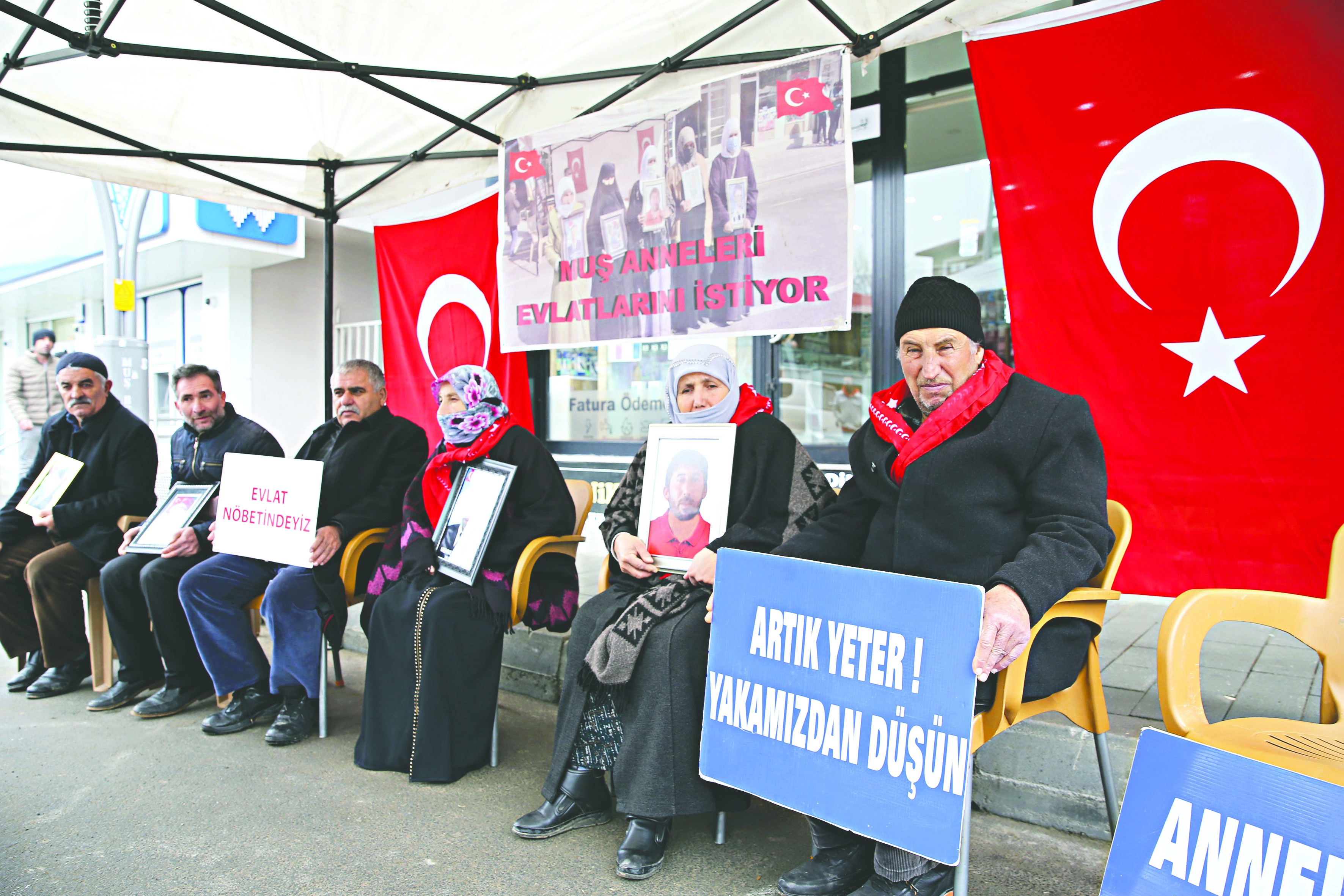 Muşlu ailelerden çocuklarına ‘teslim ol’ çağrısı