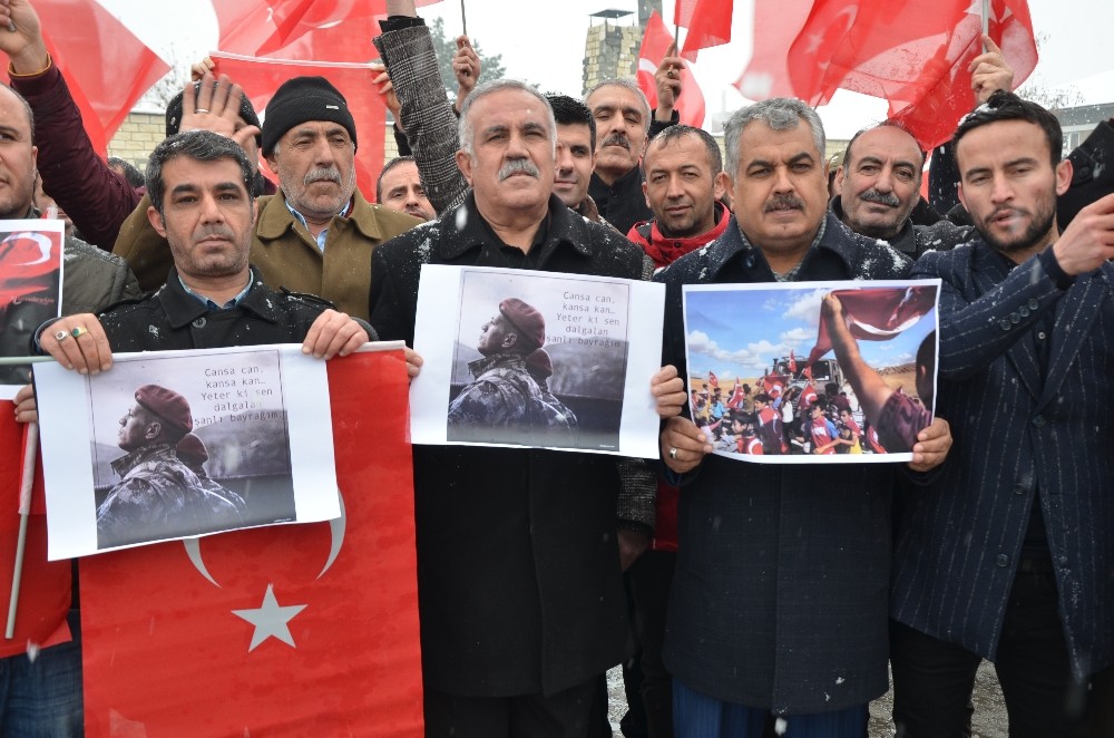 Muş’lular Mehmetçik için tek yürek oldu 