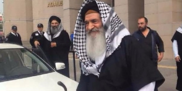 Gündüz 'Charlie Hebdo' tweeti için ifade verdi