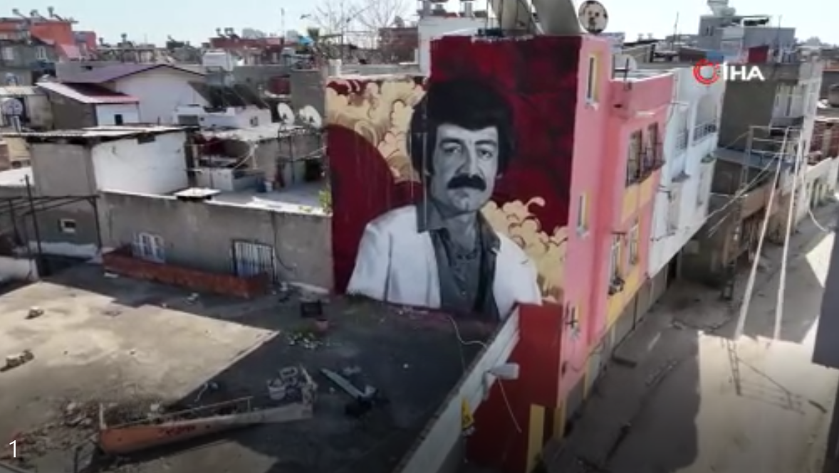 Müslüm Gürses, Adana'da çalıştığı kahvehanede anıldı: Bugün çaylar ve dualar Müslüm Baba için…