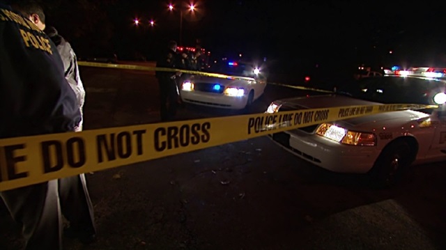 Müslüman çift evlerinde ölü bulundu