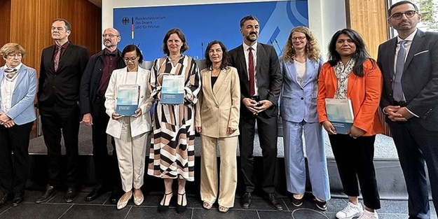 Müslüman düşmanlığı Alman halkının büyük bir bölümünde yaygın!