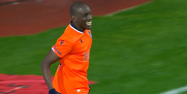 Müslüman futbolcu Demba Ba'dan olay paylaşım