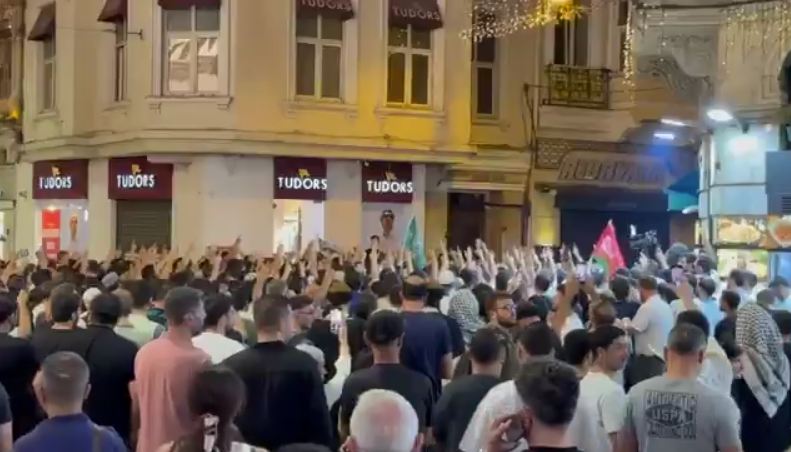 Müslüman gençlerden Leman paçavrasına sert tepki: "Kemalist köpekler hesap verecek"