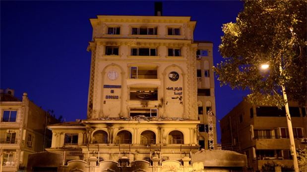 Müslüman Kardeş'lere engel üstüne engel