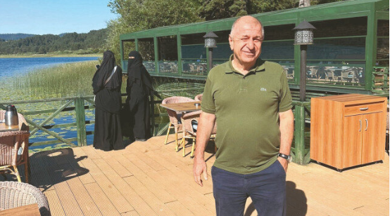 Müslüman turistler ırkçılardan endişeli