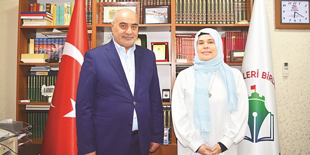 Müslümanlar İslâm ruhuna geri dönmeli