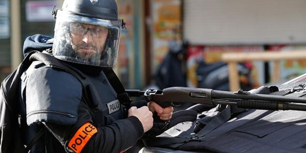 Müslümanlara saldırı hazırlığındaki hücreye baskın