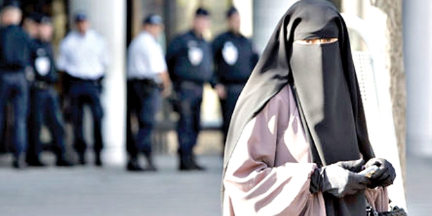 Müslümanlara saldırılara “Fransız” kaldılar