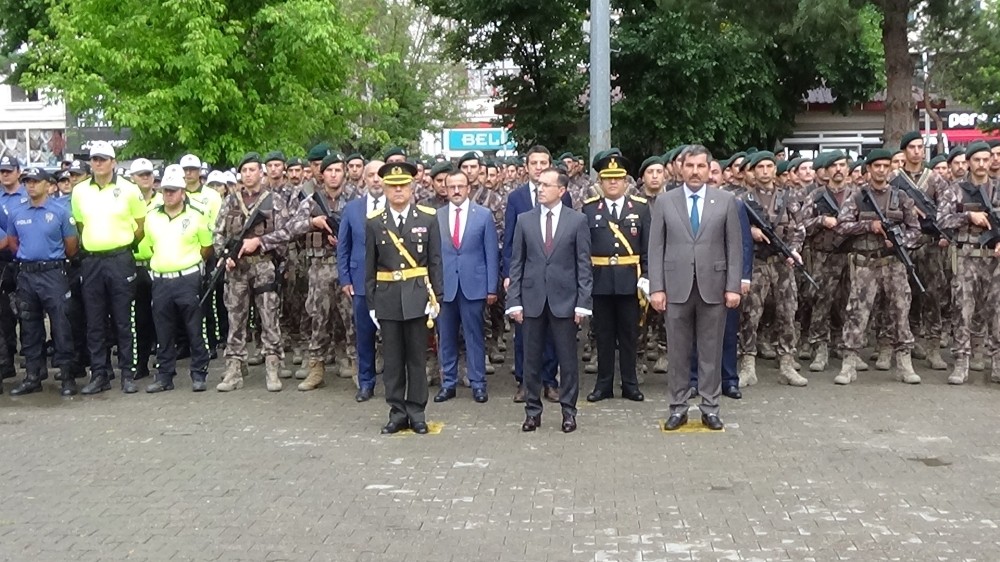 Muş’ta 30 Ağustos Zafer Bayramı kutlandı 