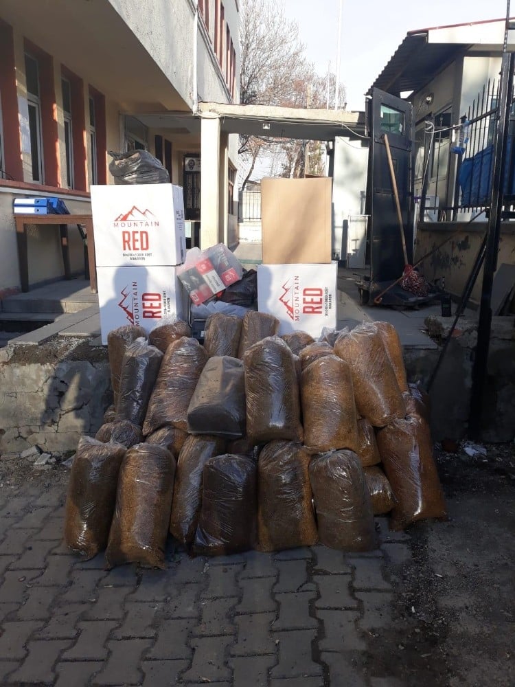 Muş’ta kaçak tütün operasyonu: 1 gözaltı 