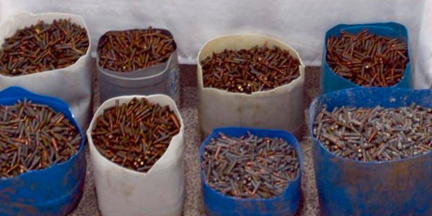 Muş'ta PKK'ya operasyon! Ele geçirilenler şoke etti