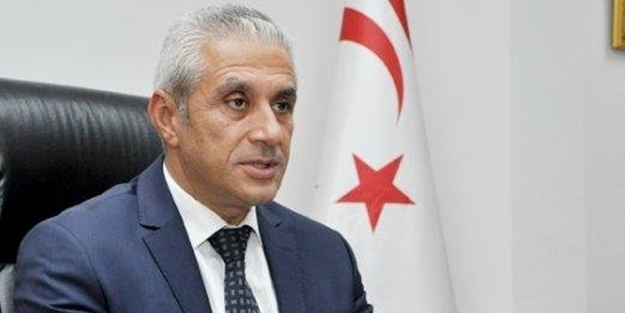 Mustafa Akıncı'ya çok sert Türkiye uyarısı: Bu tehlikeli oyunu bırak