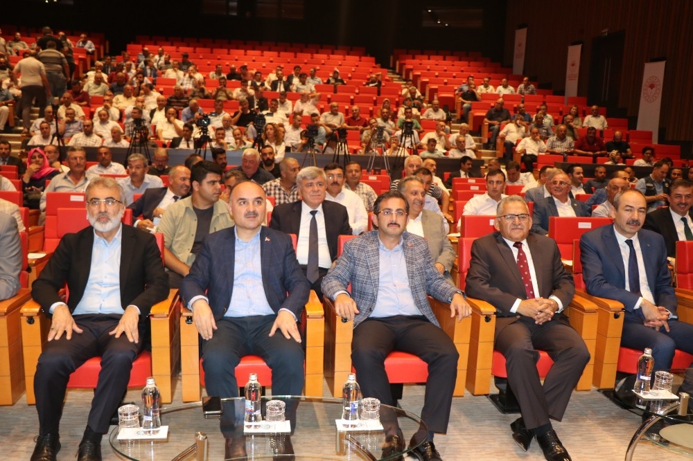 Mustafa Aksu: 