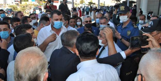 CHP'lilerden Yeni Akit yazarı Mustafa Armağan'a çirkin saldırı! Ortalığı birbirine kattılar