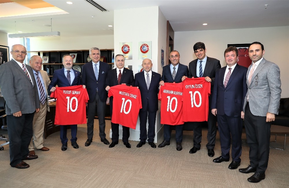 Mustafa Cengiz’den TFF Başkanı Nihat Özdemir’e ziyaret 