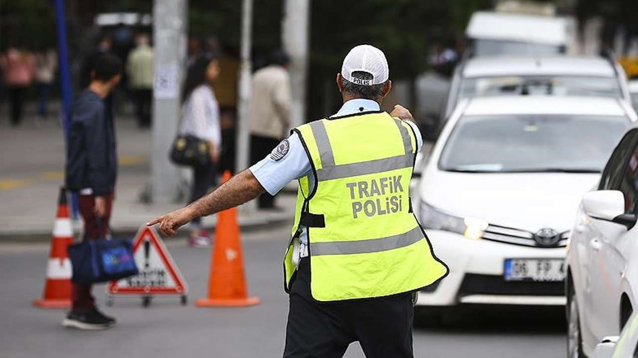 Mustafa Çiftçi trafik canavarlarına kafayı taktı: Trafik denetimlerinde 500 bin liralık cezalar!