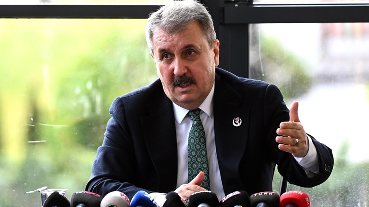 Mustafa Destici '10 bin lira kayıpları var' diyerek emeklilere zam için tarih verdi