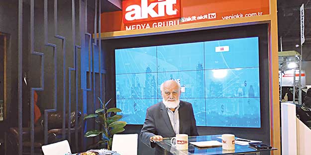Mustafa Karahasanoğlu, MÜSİAD EXPO’yu ziyaret etti