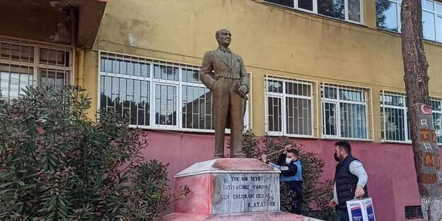 Mustafa Kemal’in heykeline saldıranlar yakalandı mı? Mustafa Kemal’in heykeline saldıran kim?