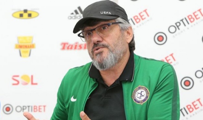 Mustafa Reşit Akçay: Oyuncularıma güveniyorum