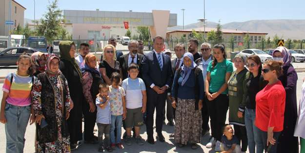 Sarıgül'den TOGG çağrısı: Bütün arabalar iptal edilmeli!