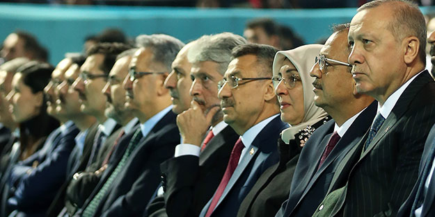 Özhaseki'nin selefine sevgi sloganları