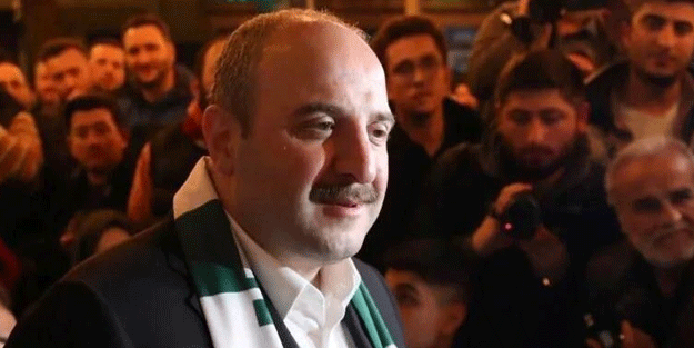 Mustafa Varank, Bursaspor’un deplasman sponsoru oldu